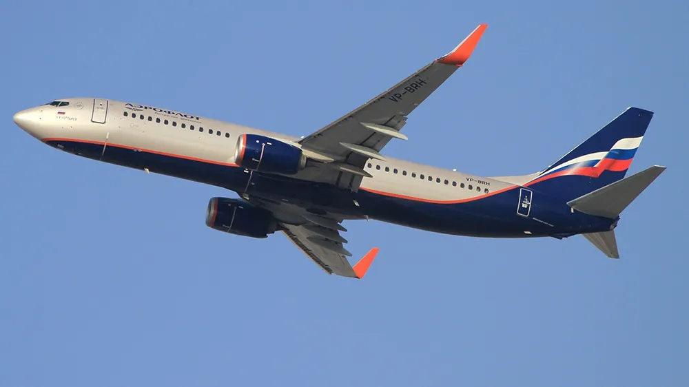 Avion rusesc de pasageri, percheziţionat la Londra. Ce explicaţii a dat Marea Britanie