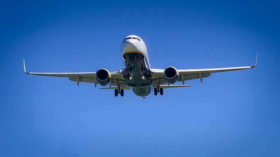 Zboruri anulate către București. Ce companie aeriană a luat această decizie 