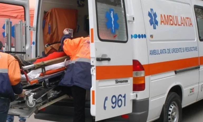 Accident grav în Buzău: un copil şi două femei, între care o gravidă, la spital