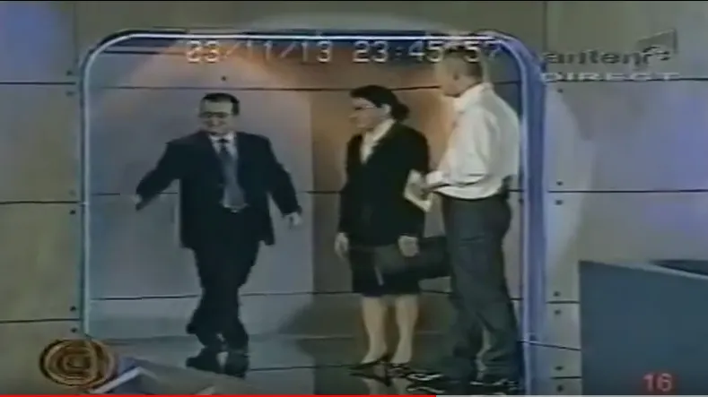 Moment antologic în emisiunea lui Andrei Gheorghe: Emil Boc a căzut de la câțiva metri (VIDEO) 