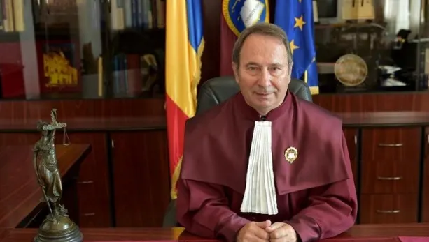 Valer Dorneanu, mesaj de Ziua Constituției: "Este actul nostru de identitate națională"