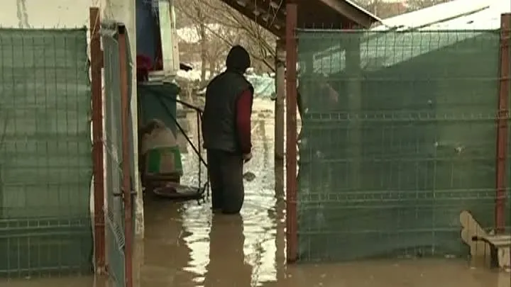 Inundaţiile au făcut prăpăd în sudul ţării