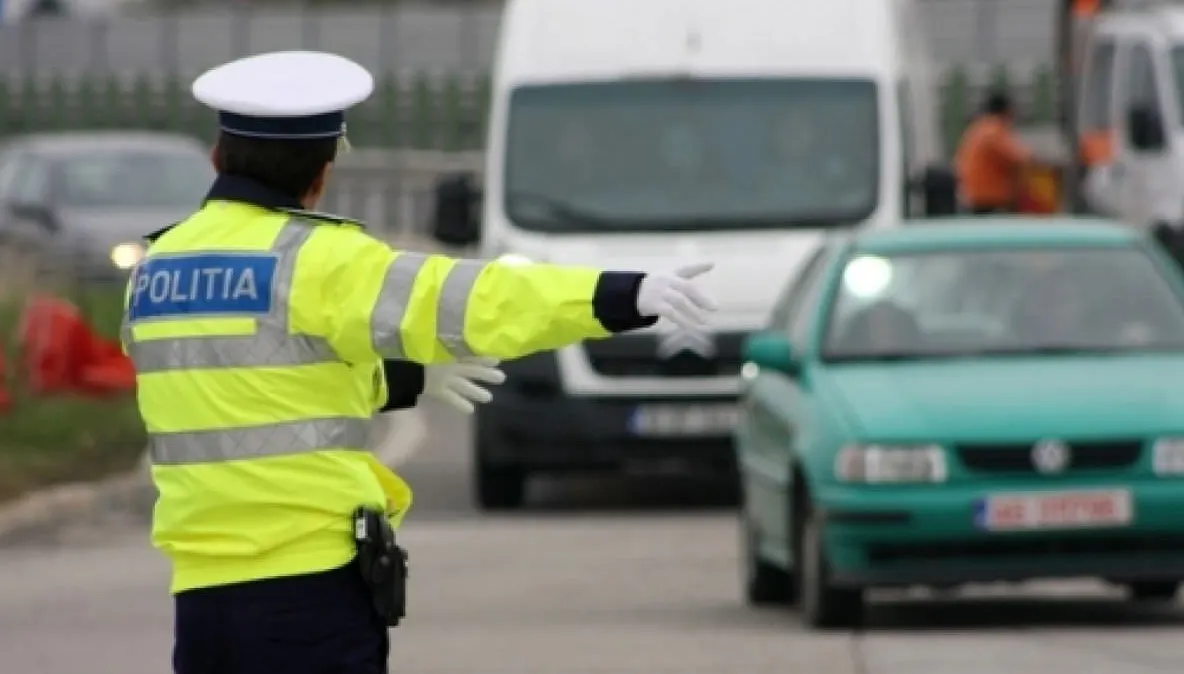 A înjurat Poliţia Română pe Facebook. Ce-a urmat...