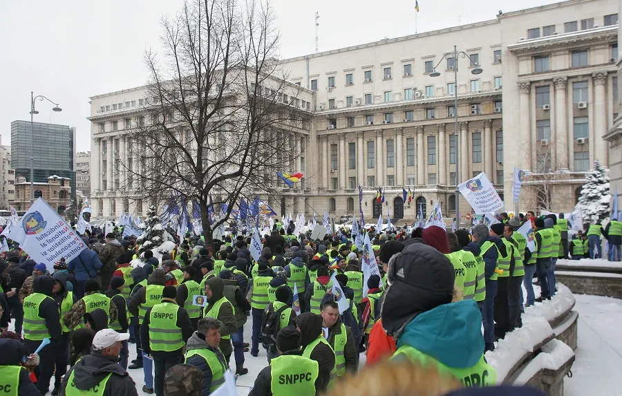 Lider de sindicat al poliţiştilor: Doar în stradă se pot rezolva problemele