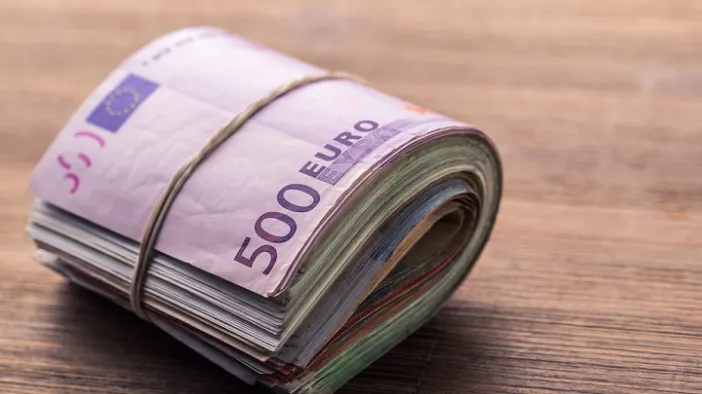 Românii din străinătate care trimit peste 1.000 de euro în țară, verificați de statul român