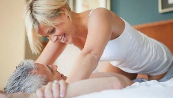 De câte ori trebuie să faci sex după 35 de ani. Răspunsul surprinzător al specialiştilor