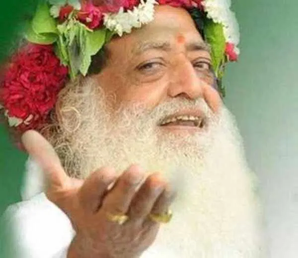 Un guru celebru din India a fost condamnat pentru viol