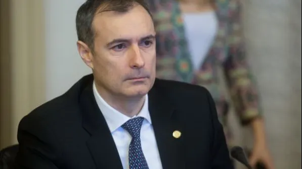 Florian Coldea dovedeşte că ştie engleză. Interviu acordat la Bruxelles