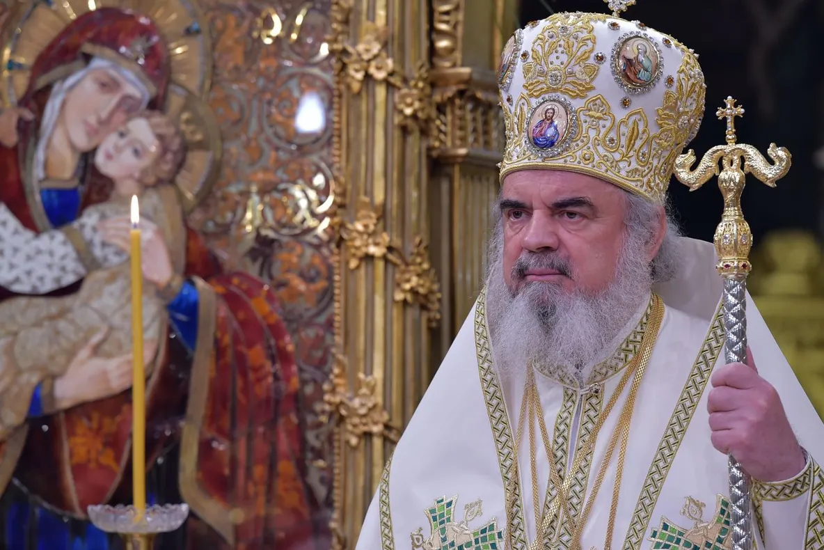 Patriarhul Daniel, mesaj emoţionant transmis la slujba din Duminica Floriilor