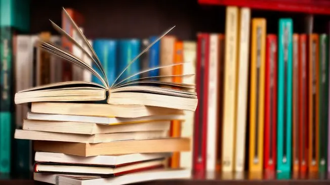 Ziua Cartii la eMAG, Libris si Carturesti – Oferte interesante in zi de sarbatoare