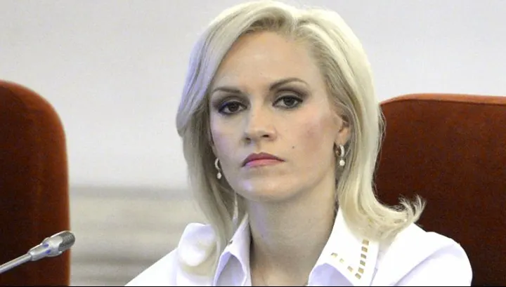 Firea dă vina pe Opoziție pentru gropi. De ce vrea să-i pună la plată pe consilierii PNL