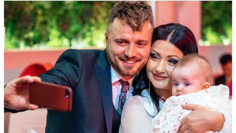 Câți bani au câștigat Gabriela Cristea și Tavi Clonda la botezul fiicei lor. Suma este imensă 