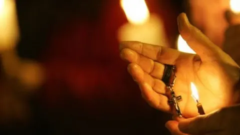 Slujbă religioasă organizată în plină stare de urgență. Preotul amendat cu suma de 20000 de lei. Află UNDE s-a petrecut asta