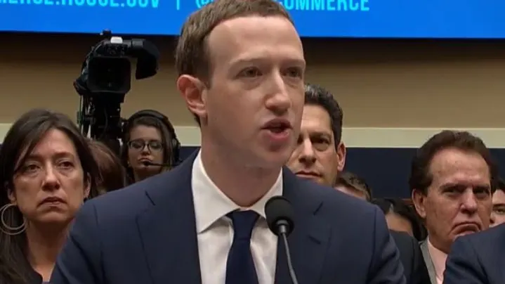 Mark Zuckerberg, la audieri: "Și datele mele au fost preluate de #Cambridge Analytica" 
