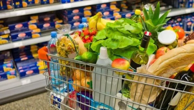 Cum să cheltui mai puţin pe mâncare. Ce poţi face ca să economiseşti. Trucuri care te vor ajuta