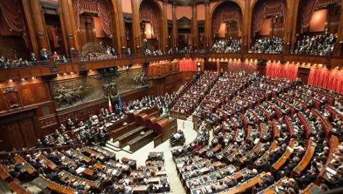 Preşedintele Italiei a dat undă verde unui guvern populist