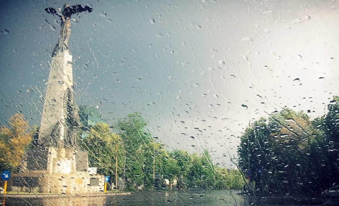 Cum va fi vremea în acest weekend. Când avem nevoie de umbrele