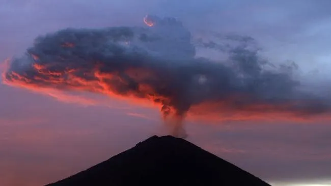 Stare de urgenţă în Islanda din cauza pericolului de erupţie vulcanică! MAE a emis o atenționare de călătorie