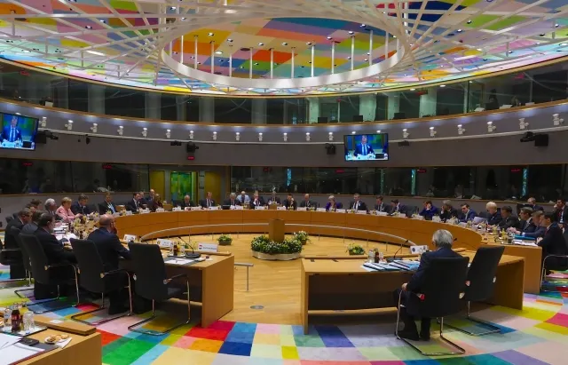 România, avertizată de la Bruxelles pentru deficitul bugetar