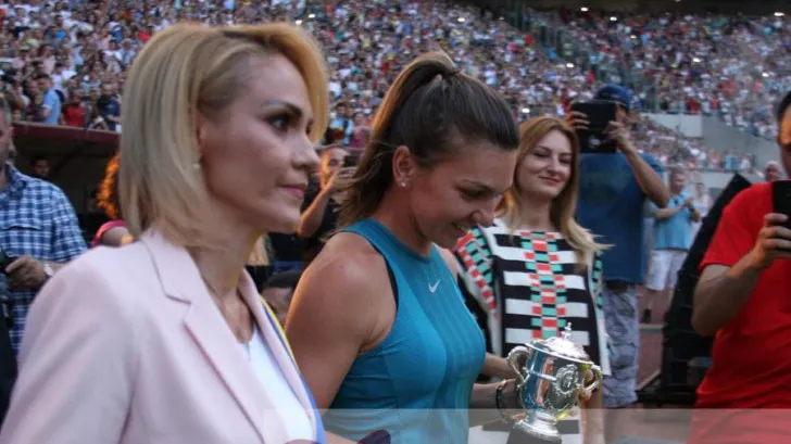 Ce reacție a avut Simona Halep despre caricatura rasistă a "Charlie Hebdo" și despre Gabriela Firea