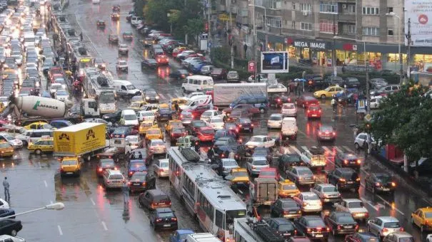 Fără mașini pe străzile Bucureştiului un weekend pe an. Proiect