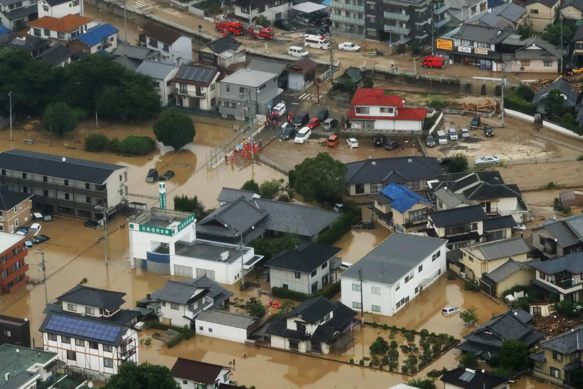 Dezastru în Japonia: 141 de morţi în urma intemperiilor