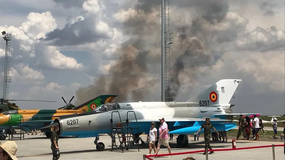 Un avion MiG-21 Lancer s-a prăbușit la Baza Aeriană Borcea. Pilotul a murit