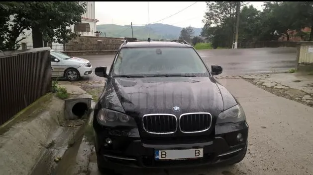 Fetiță de 13 ani în comă, lovită cu maşina de un şef de la Direcţia Silvică Suceava