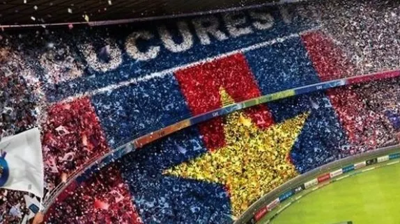 Moment unic de solidaritate, galeriile FCSB şi Dinamo strigă "M..E PSD"! 