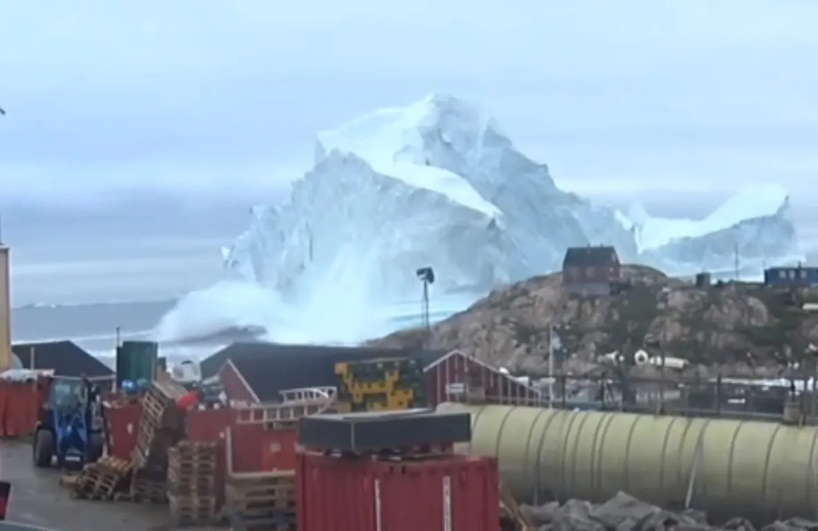 Stare de alertă. Un iceberg imens pune în pericol viaţa a peste 180 de oameni