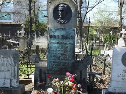 Se cere deshumarea lui Mihai Eminescu! Care este motivul uluitor pentru această cerere