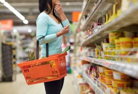 Preţurile la alimente, în scădere cu 0,24% în iunie