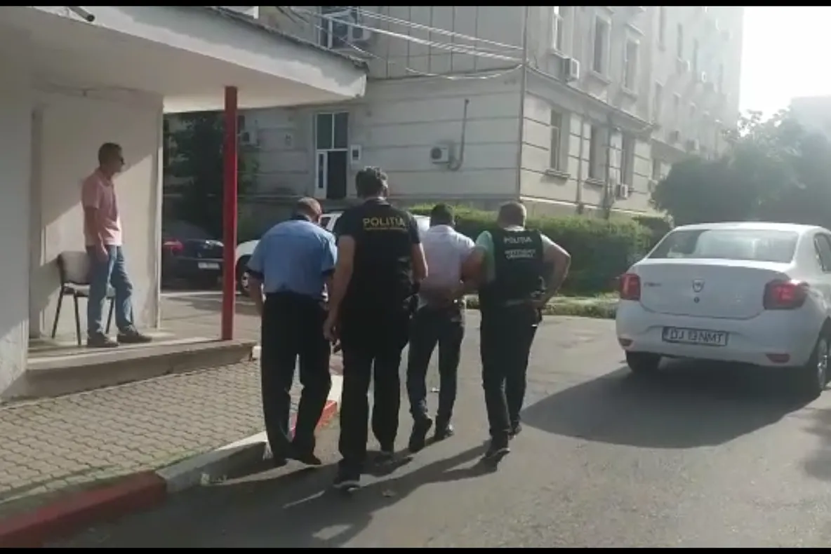 Pistolarul din Craiova, în arest preventiv