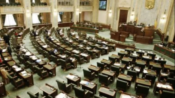 Moment de reculegere în Senat pentru tânărul decedat după ce a așteptat doi ani un transplant