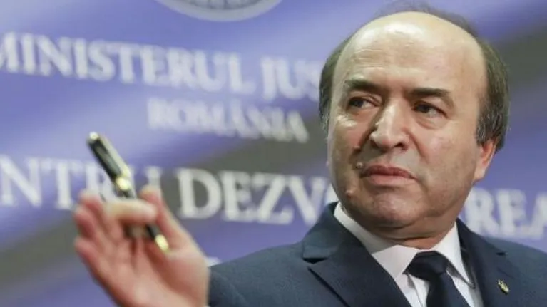 Tudorel Toader: România va trimite un punct de vedere oficial Comisiei de la Veneţia