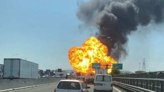 Avertisment pentru români, după explozia catastrofală din Bologna 