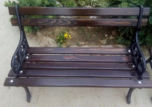 Motivul uluitor pentru care o bancă din Craiova a devenit virală pe internet