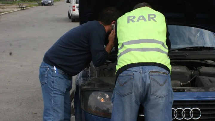 Mașini oprite în trafic de inspectorii RAR. Veste proastă pentru șoferii români