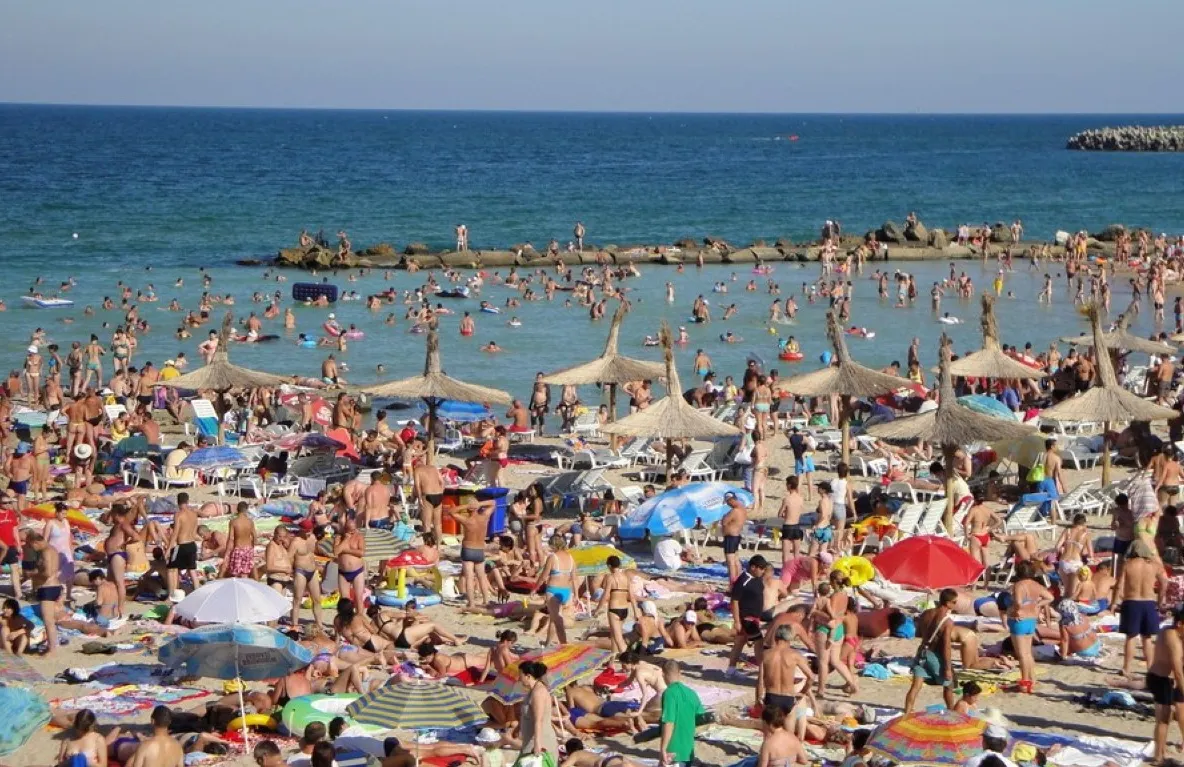 Când începe "Litoralul pentru toţi". Cât va ajunge să coste un sejur la Marea Neagră 