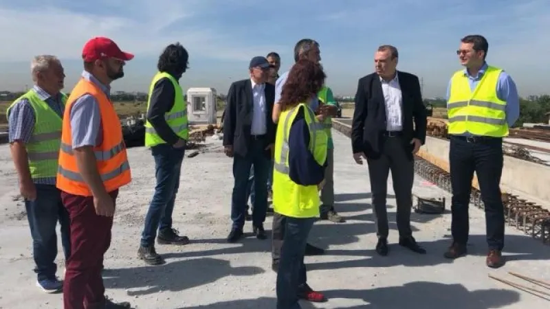 Ministrul Transporturilor schimbă placa, acum e frustrat că nu merge treaba