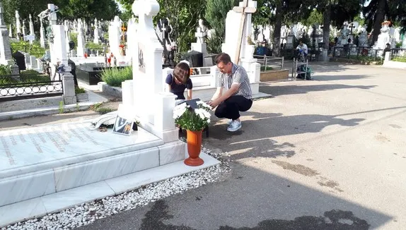 Ce s-a întâmplat la mormântul Mădălinei Manole