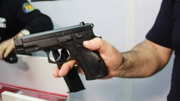 Arma furată de la Jandarmerie nu a fost recuperată