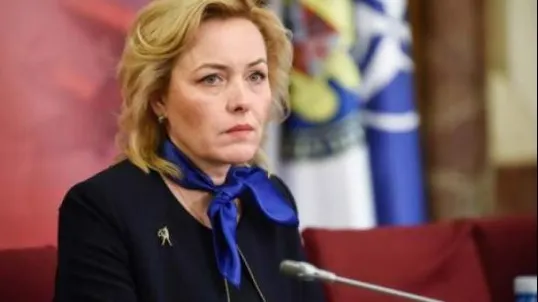 Ponta o critică în termeni duri pe Carmen Dan: Are lucruri grave de ascuns despre ”10 august”