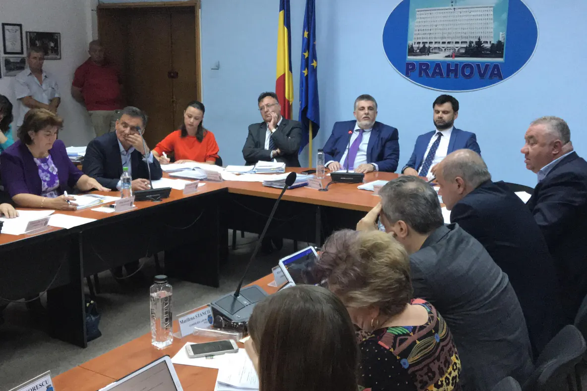 Excursioniști pe bani publici, consilierii locali ploieșteni vor să plece din nou în China