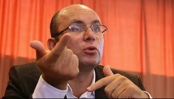 Mai mulți oameni din Realitatea TV au depus actele pentru Partidul Realitatea