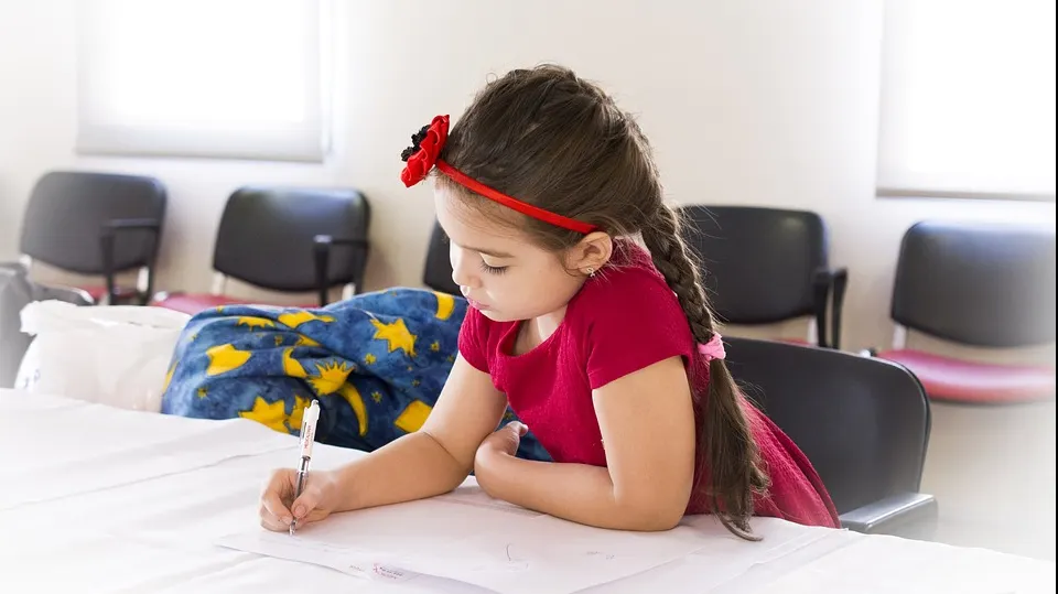 Dezinfecție în școli, în perioada vacanței! Anunțul făcut de ministrul Educației