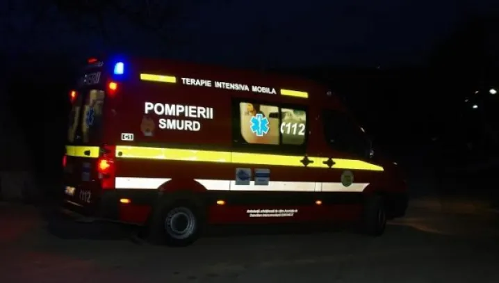 Accident grav cu patru victime, un autoturism a căzut în râpă pe Transrarău