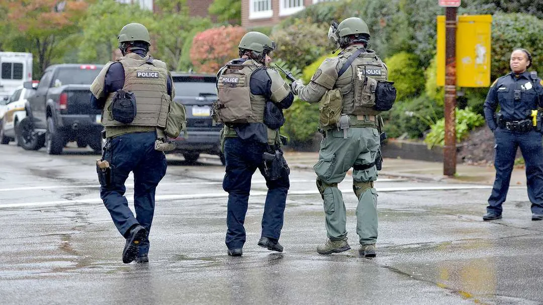 ”Cel mai grav atac din istoria comunității evreilor din SUA”. 11 morți la sinagoga din Pittsburgh