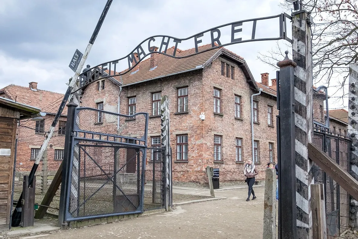 Îi trimit pe fani la Auschwitz! Inițiativă controversată la Chelsea