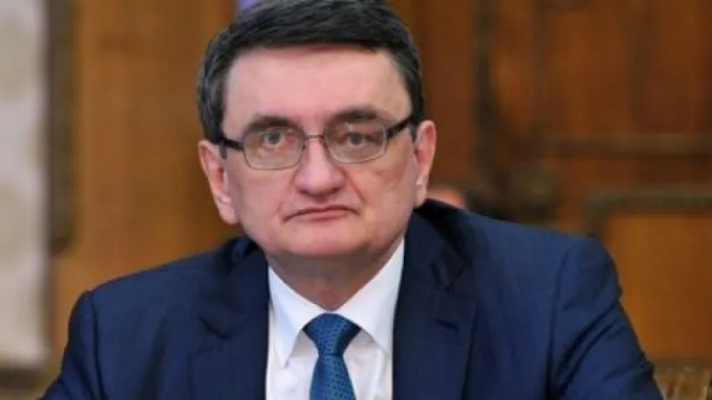 Avocatul Poporului, în concediu. Ciorbea: "Dacă ştiam ce se întâmplă, mai bine fugeam nu ştiu unde!"